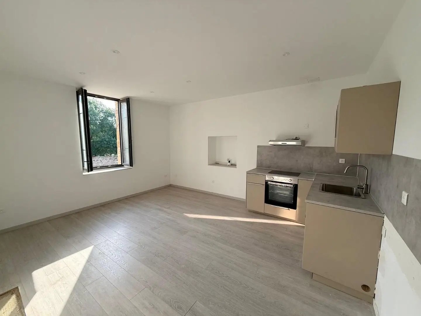 Appartement à louer, 49m², Vézénobres
