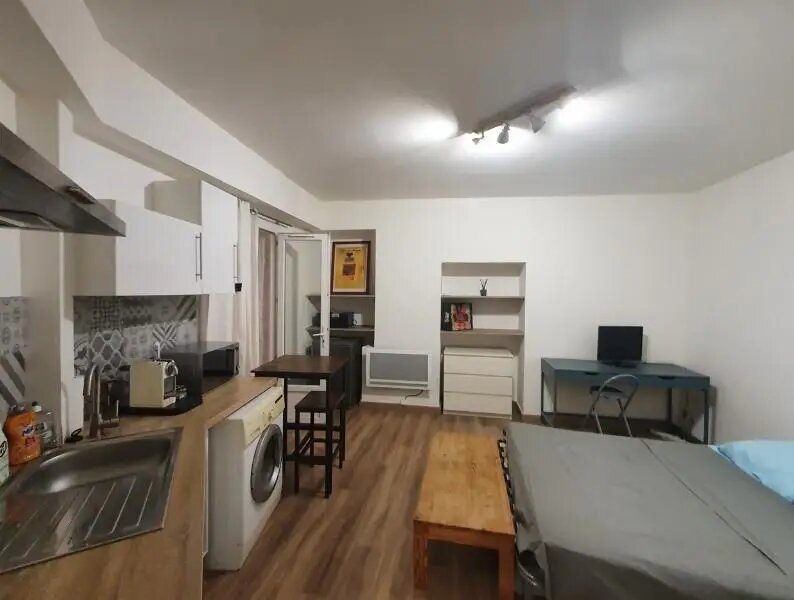 Appartement à louer, 21m², Nîmes