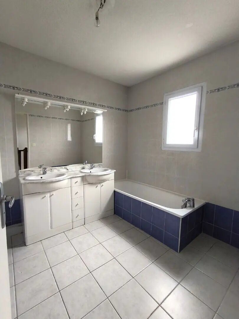 Maison à vendre, 85m², Nîmes