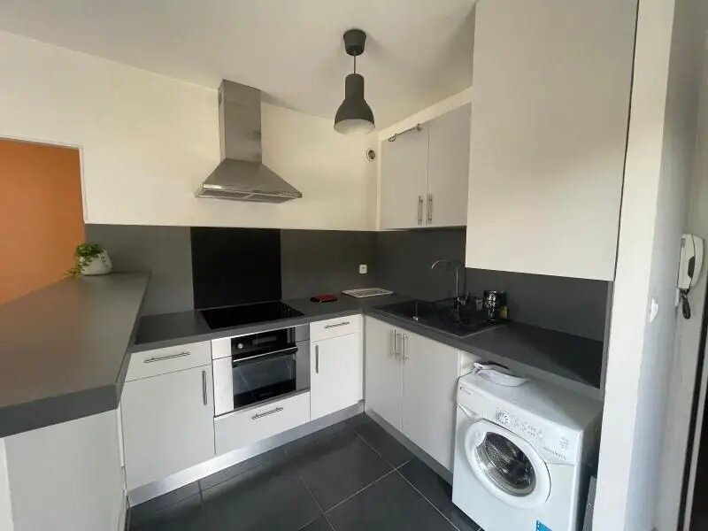 Appartement à louer, 28m², Nîmes