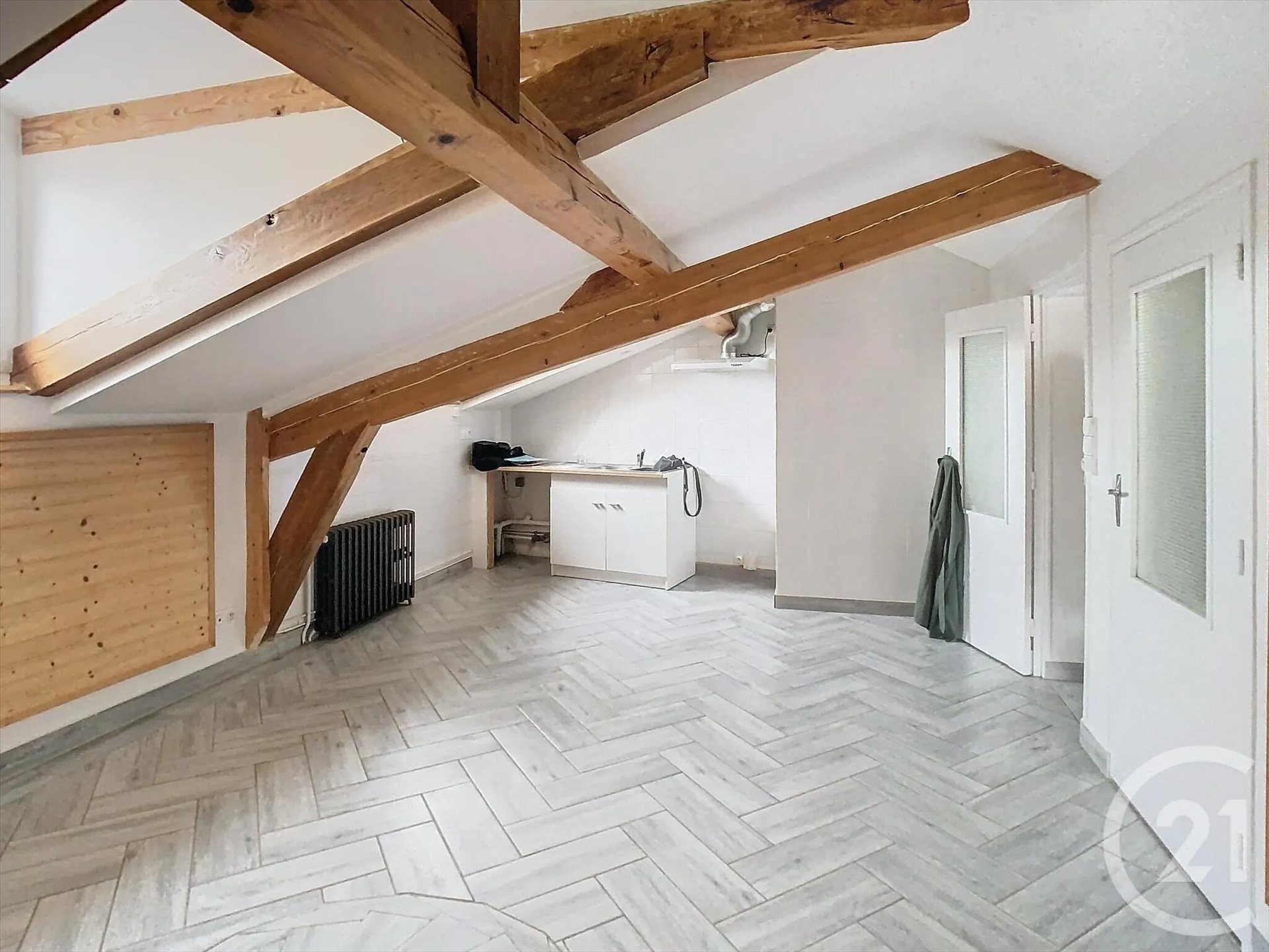 Appartement à louer, 37m², Saint-Lizier