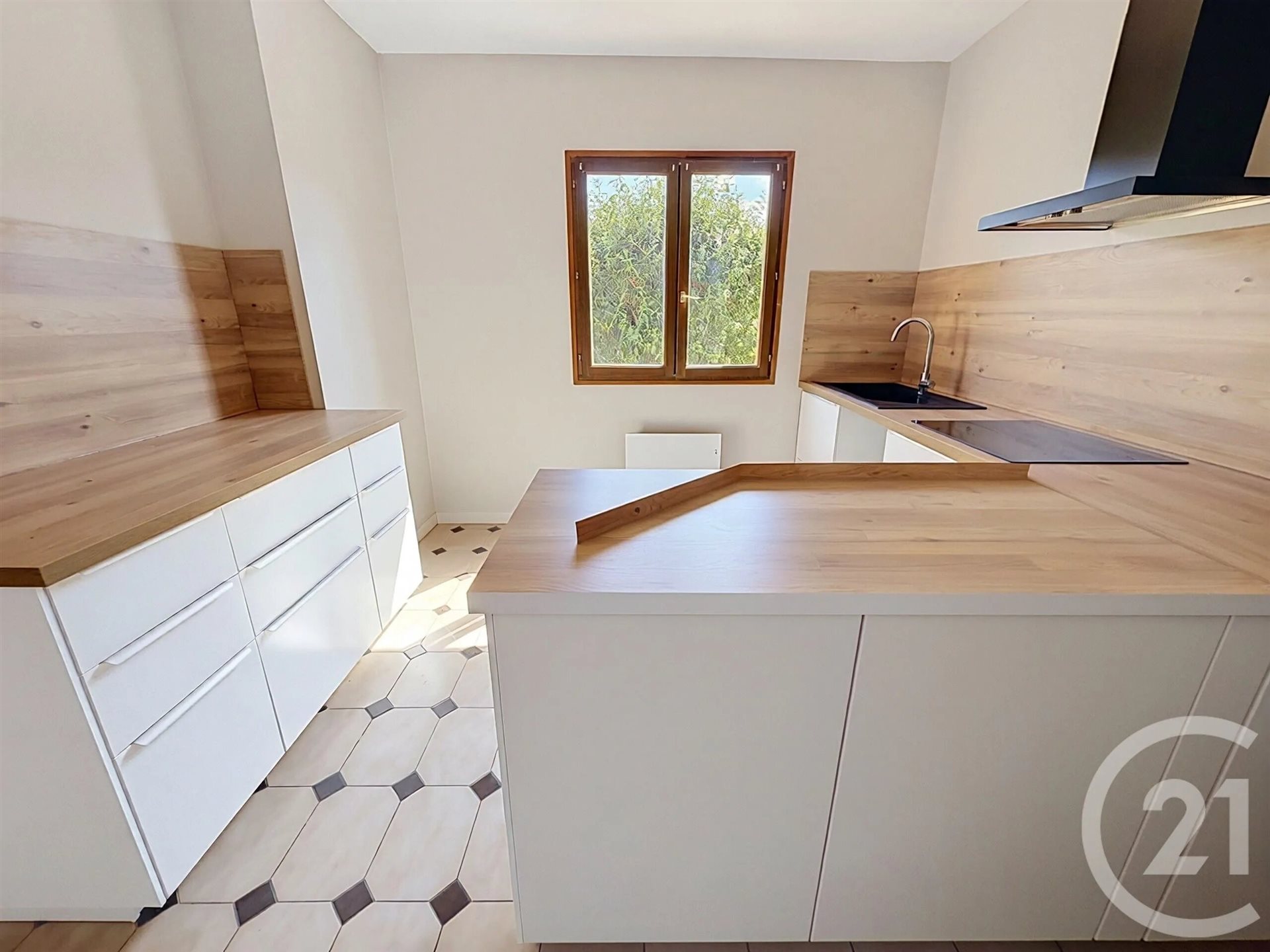 Maison à louer, 80m², Lorp-Sentaraille