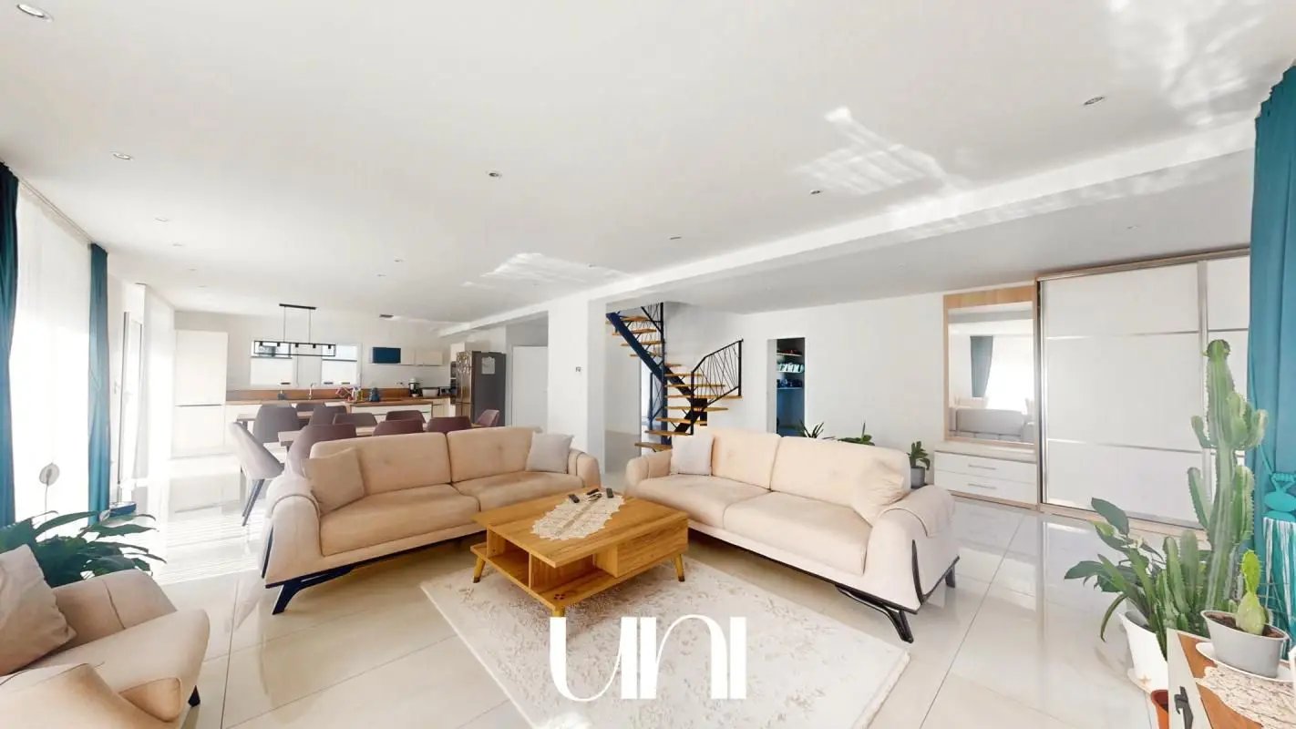 Maison à vendre, 200m², Bavent
