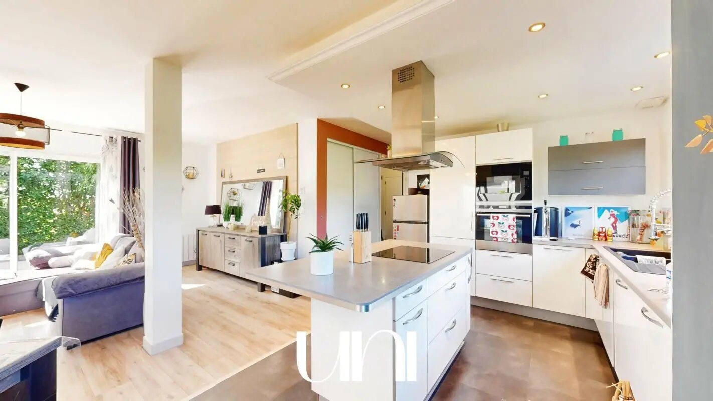 Maison à vendre, 110m², Sannerville
