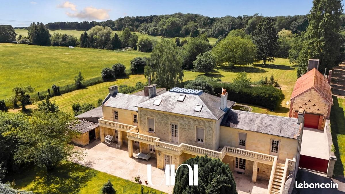 Maison à vendre, 232m², Saint-André-sur-Orne