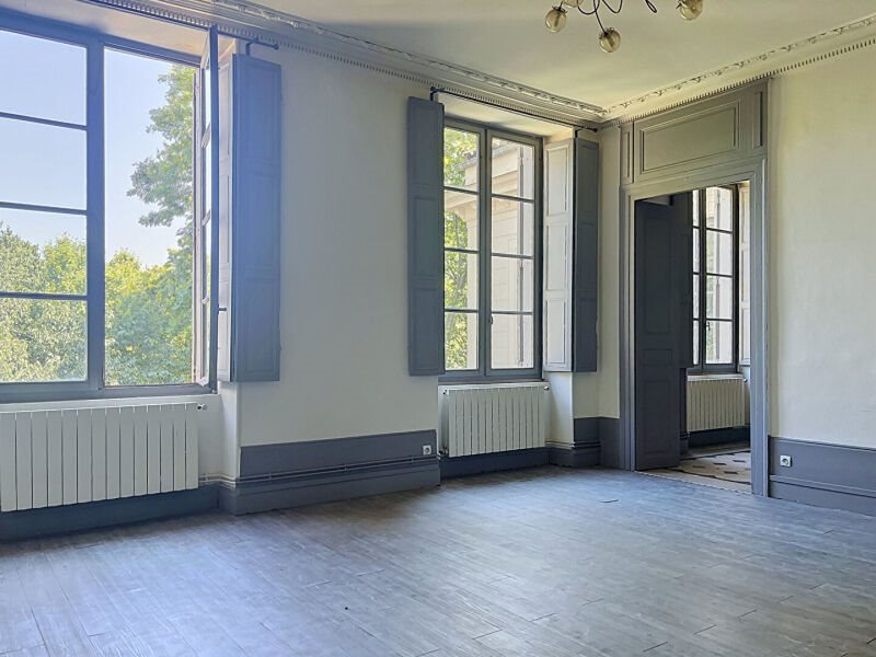 Appartement à vendre, 159m², Nîmes