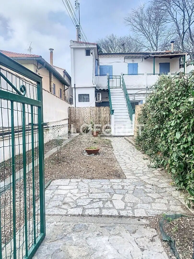 Appartement à louer, 39m², Nîmes