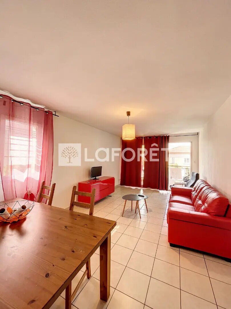 Appartement à louer, 48m², Nîmes