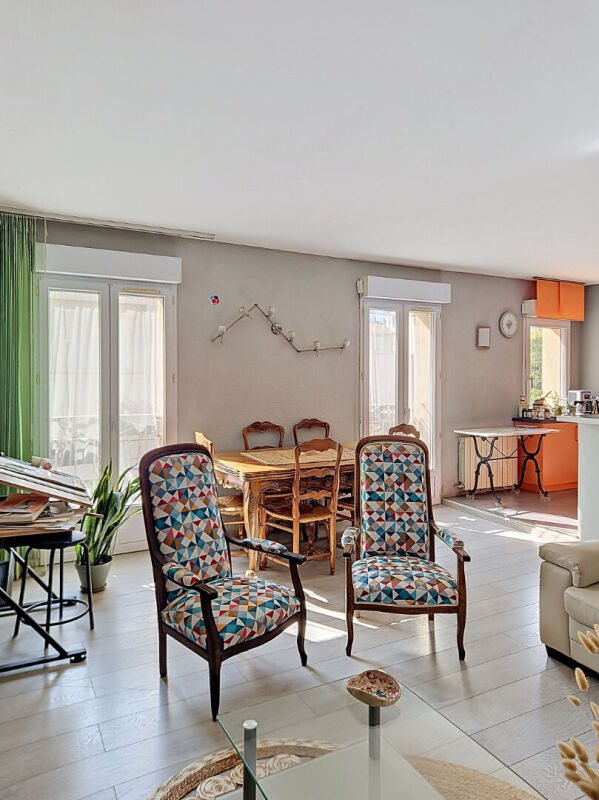 Appartement à vendre, 91m², Nîmes