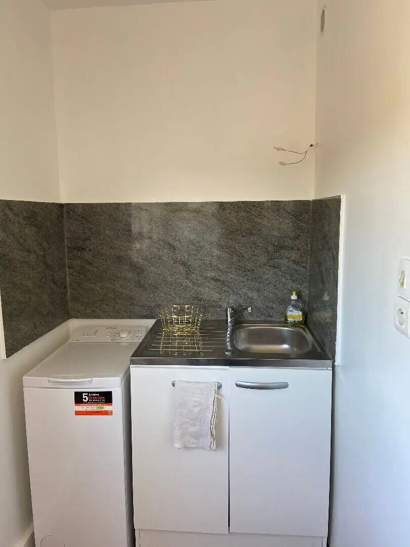 Appartement à louer, 23m², Nîmes