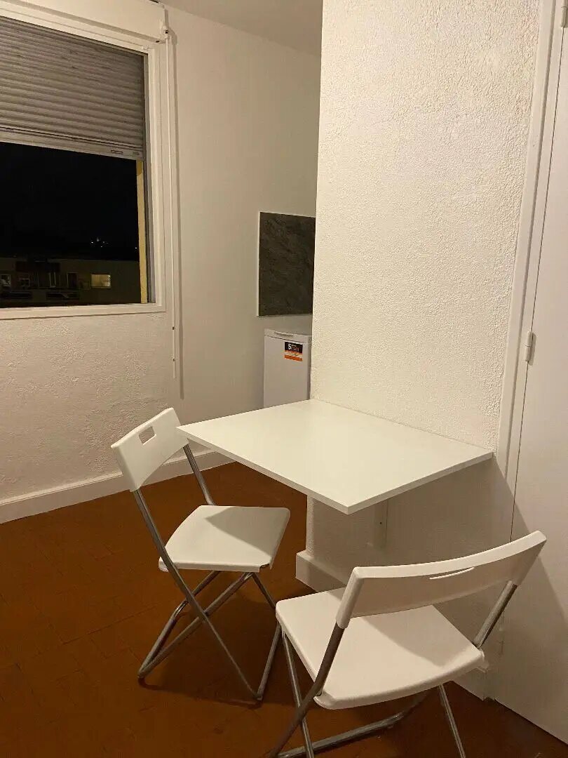 Appartement à louer, 23m², Nîmes