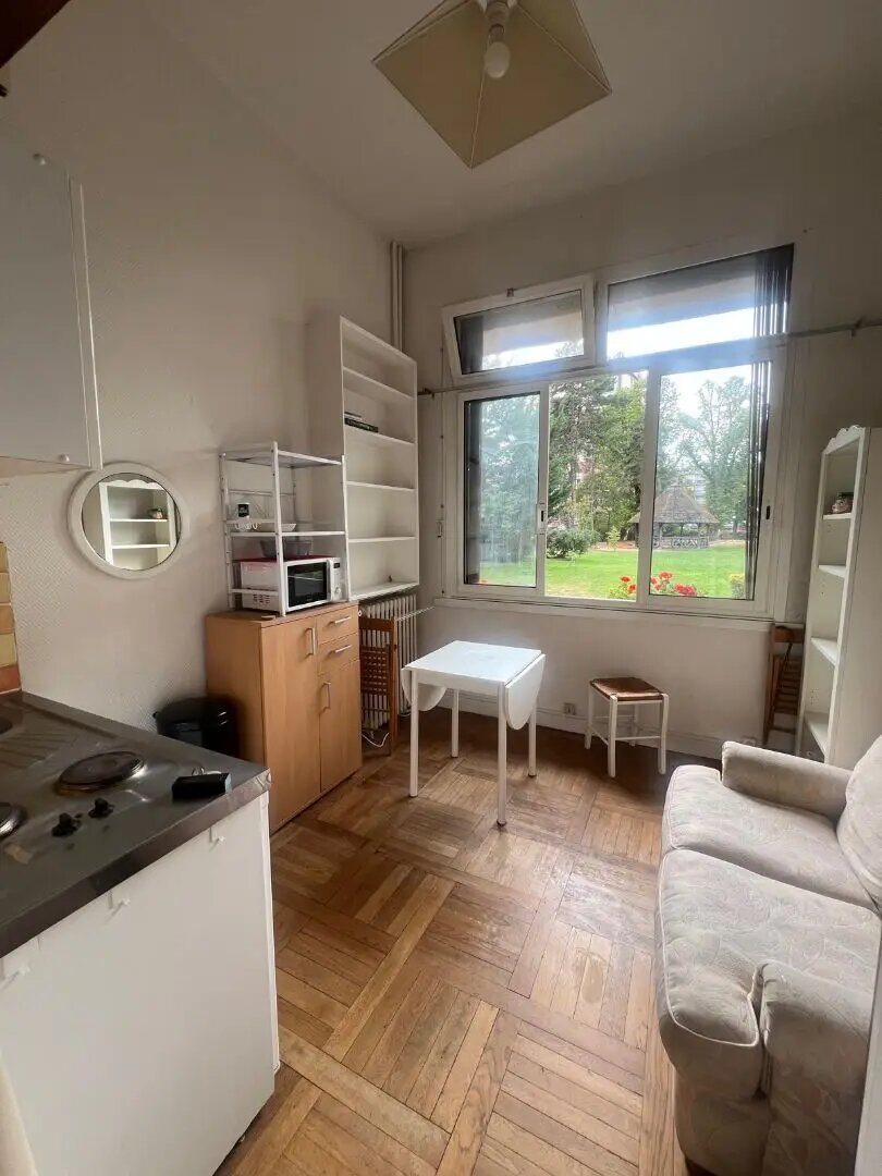 Appartement à louer, 17m², Boulogne-Billancourt