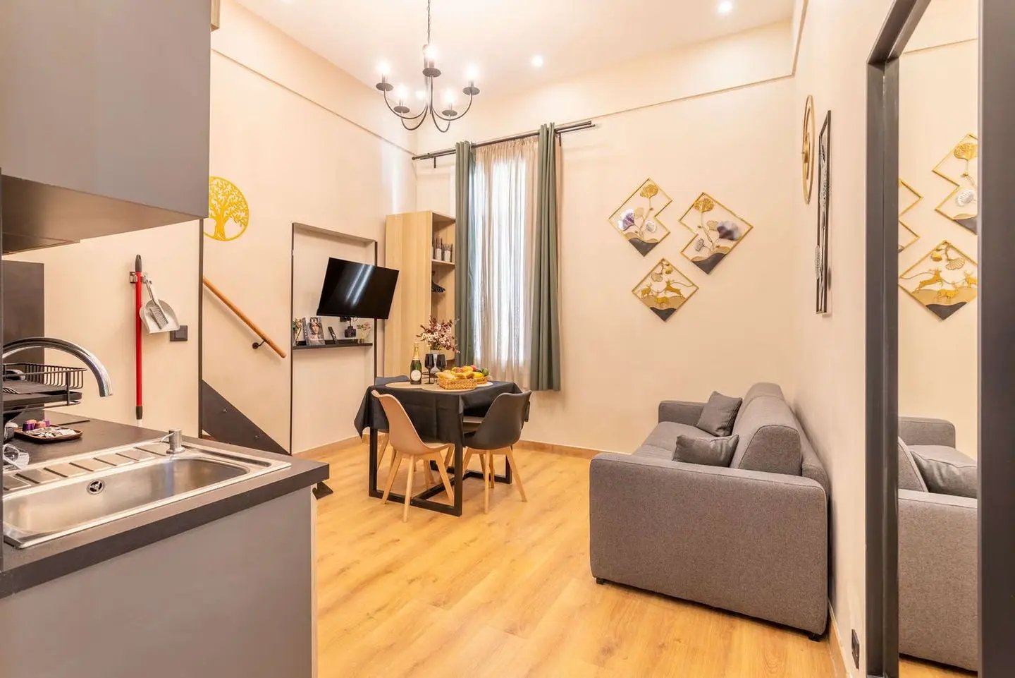 Appartement à louer, 2m², Marseille 6ème