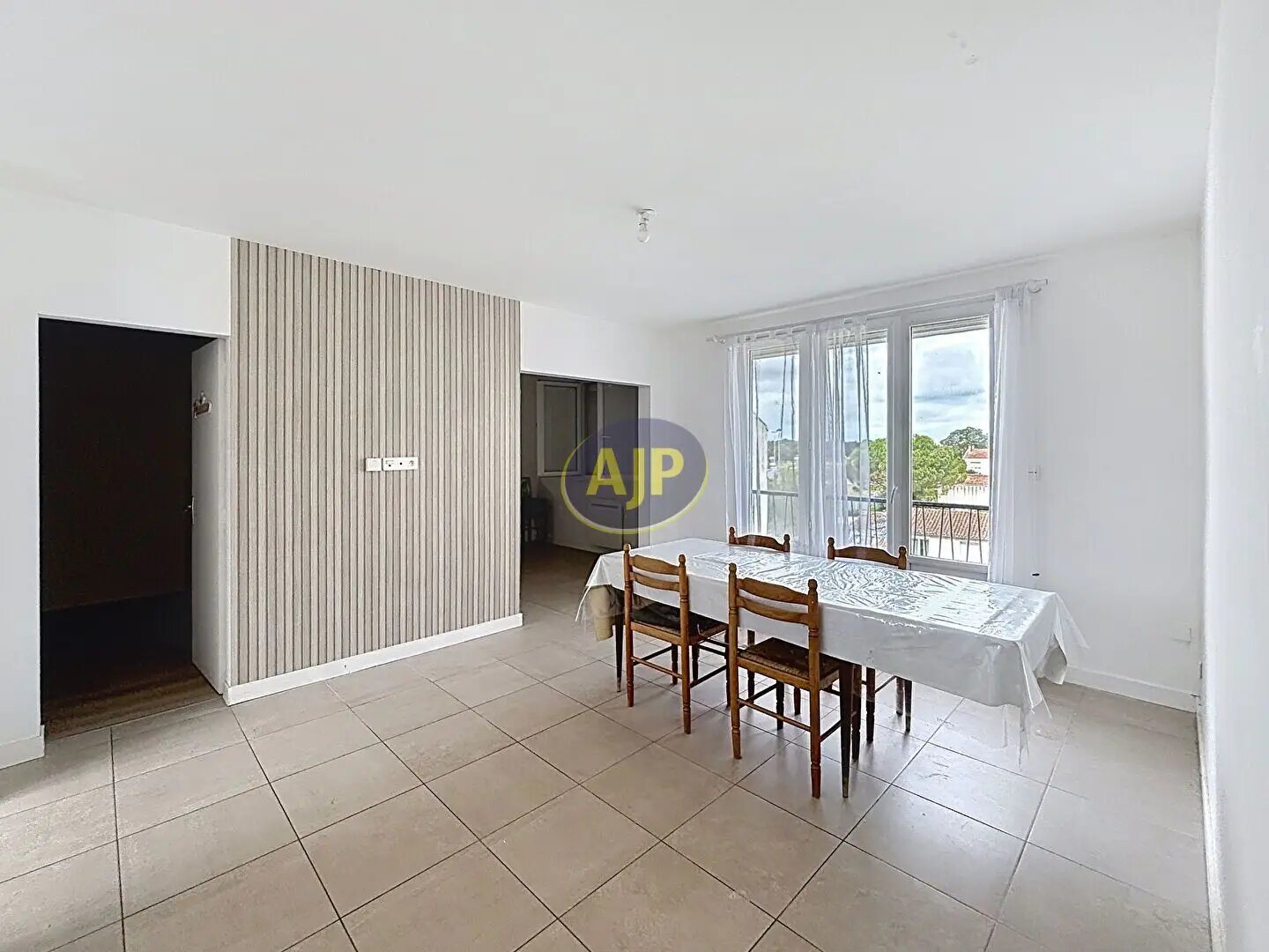 Appartement à louer, 68m², Tonnay-Charente
