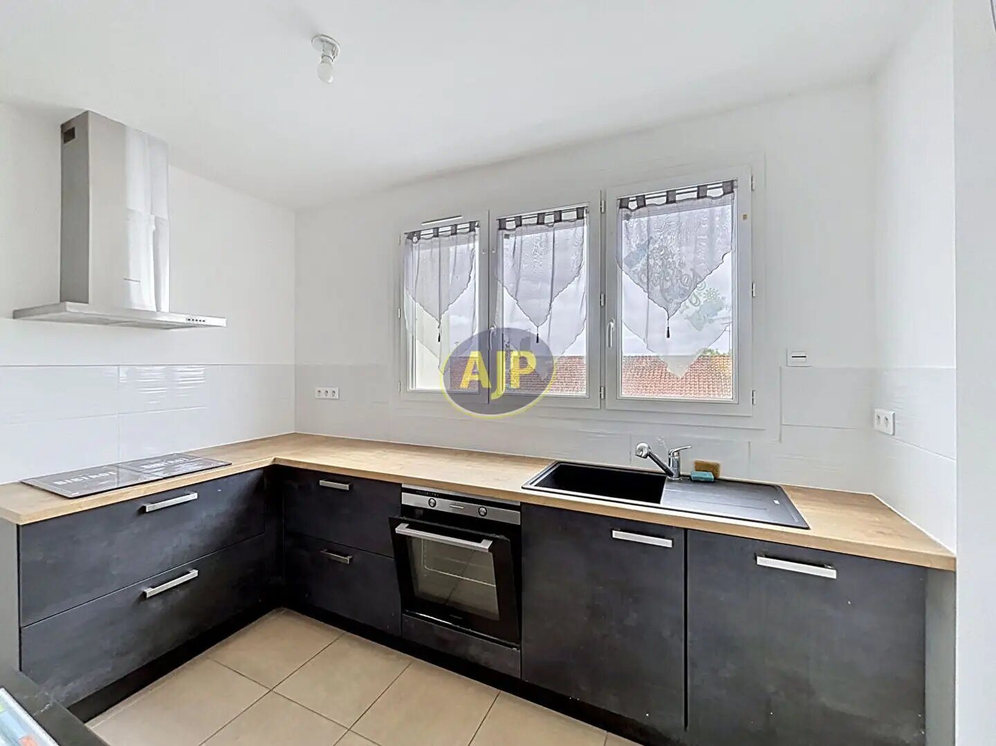 Appartement à louer, 68m², Tonnay-Charente