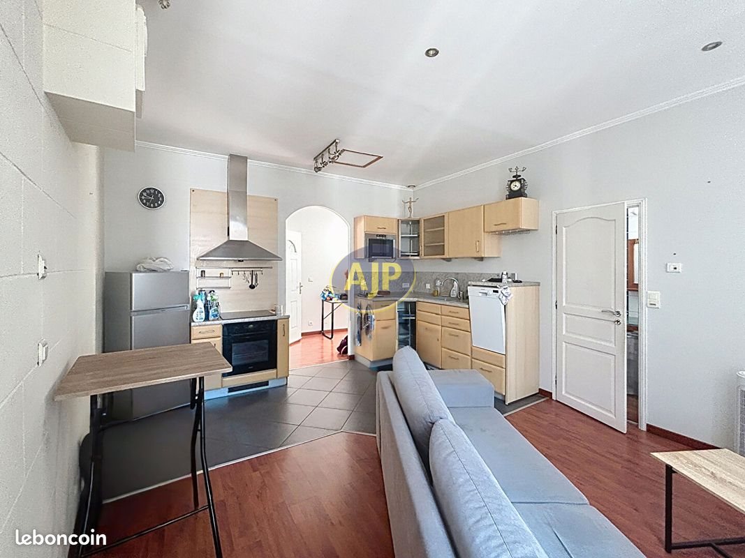 Appartement à louer, 51m², Rochefort