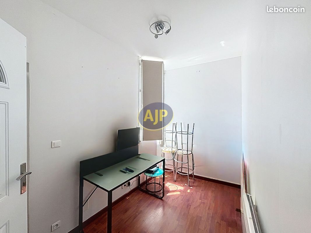 Appartement à louer, 51m², Rochefort