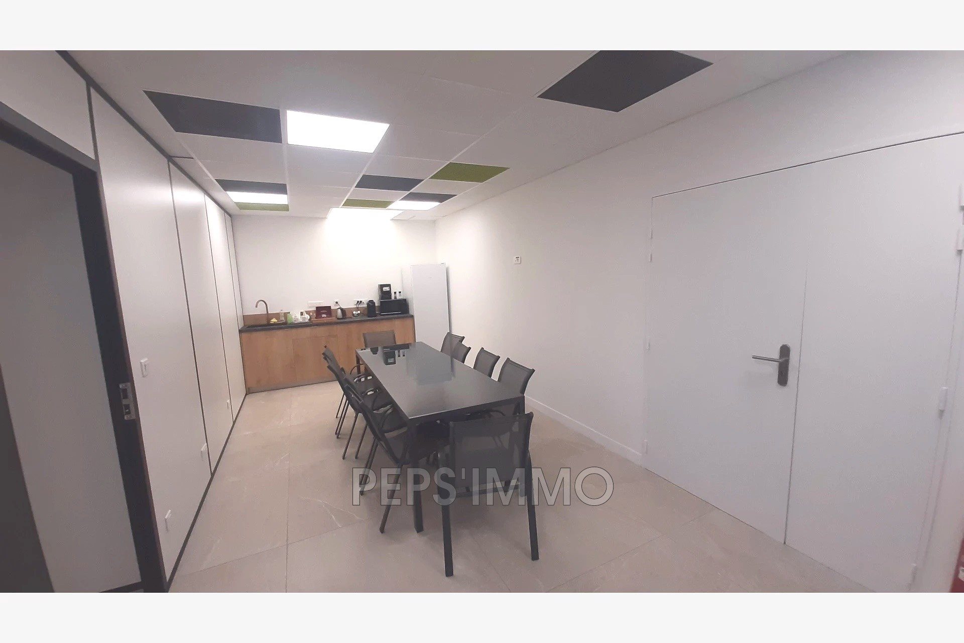 Maison à louer, 13m², Châteauneuf-les-Martigues