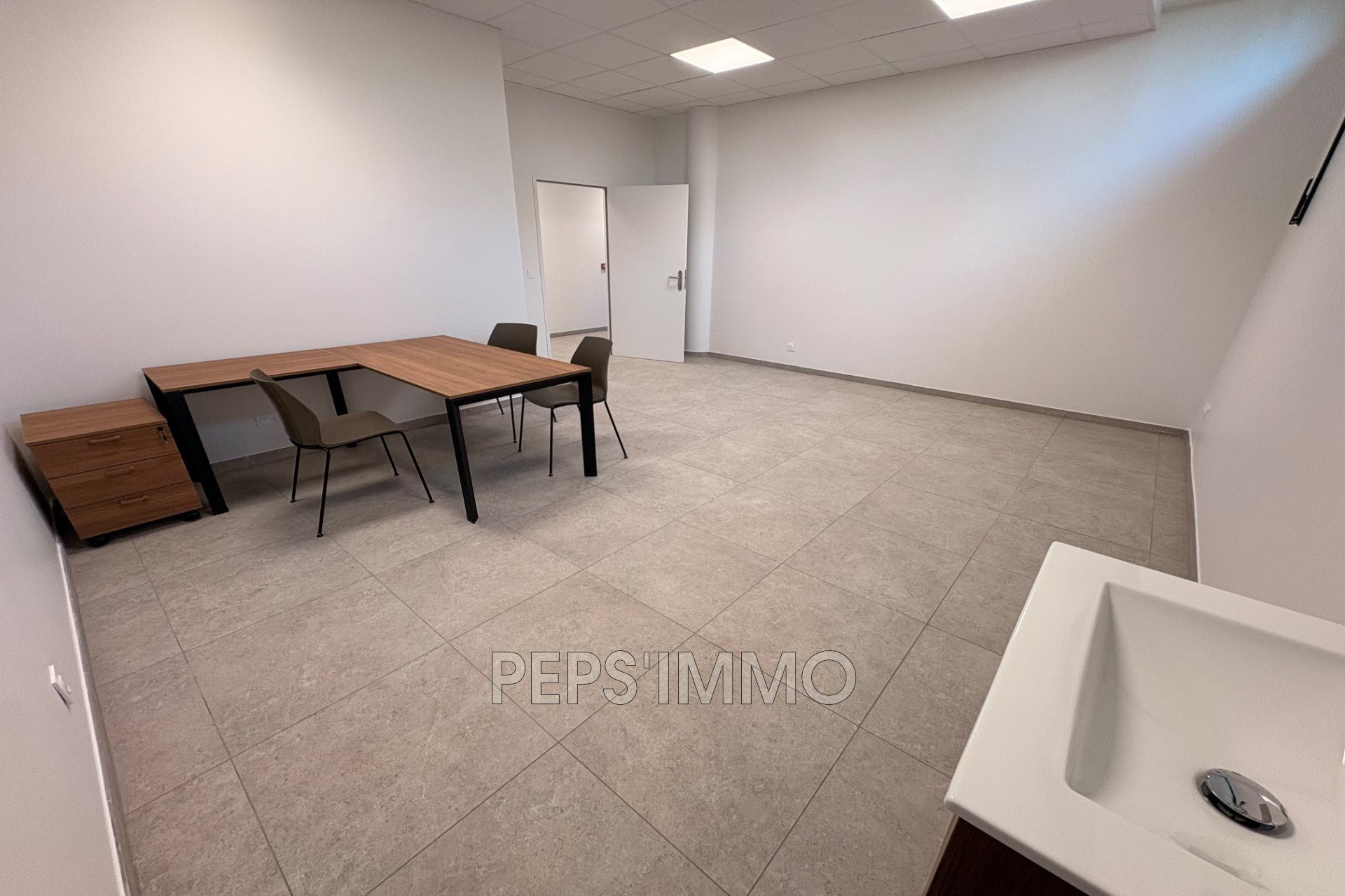 Maison à louer, 27m², Gignac-la-Nerthe