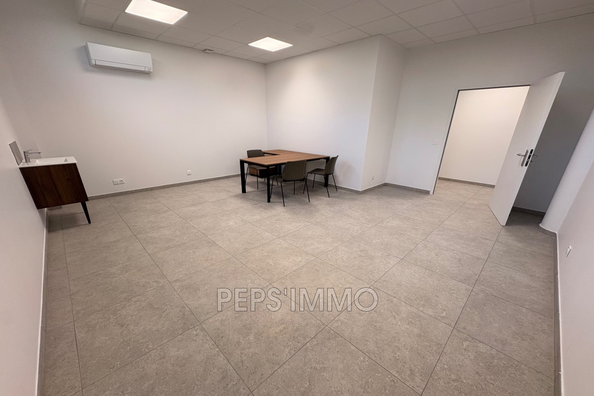 Maison à louer, 27m², Gignac-la-Nerthe