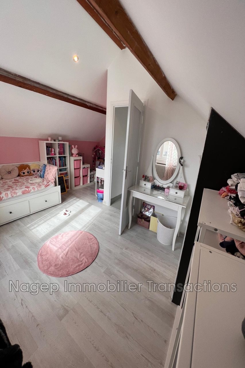 Maison à vendre, 150m², Creuzier-le-Vieux