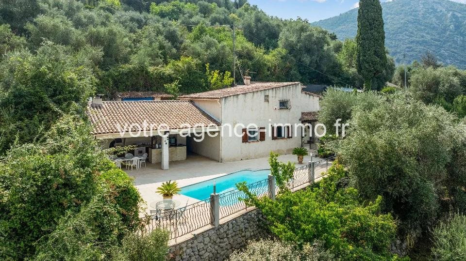 Maison à vendre, 142m², Peille