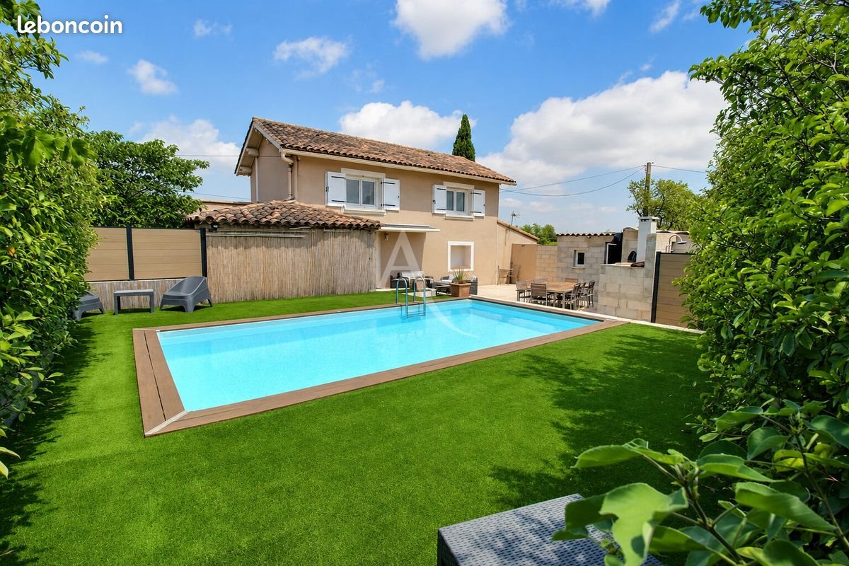 Maison à vendre, 158m², Cuers