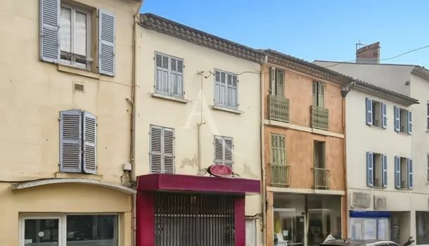 Maison à vendre, 180m², Saint-Martin-de-Crau