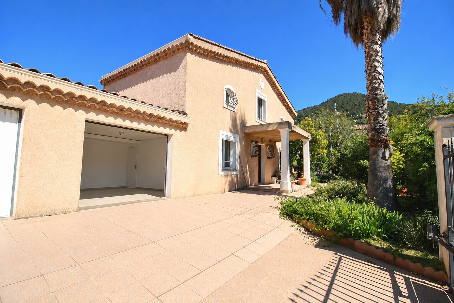 Maison à vendre, 154m², Carqueiranne