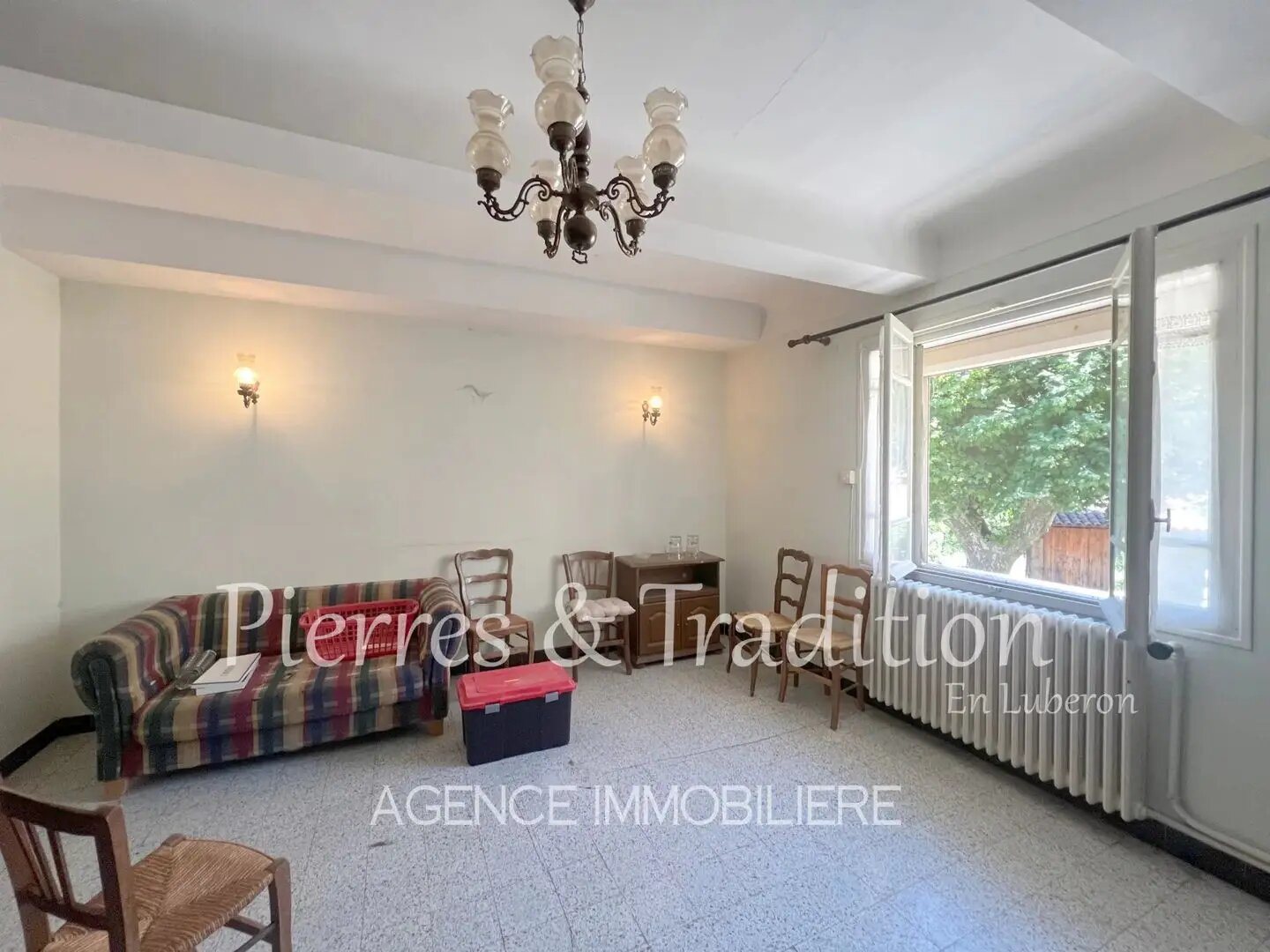 Maison à vendre, 158m², Castellet-en-Luberon
