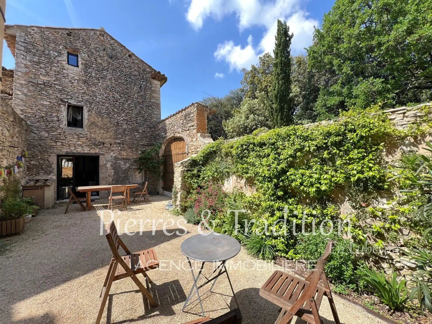 Maison à vendre, 103m², Saint-Saturnin-lès-Apt