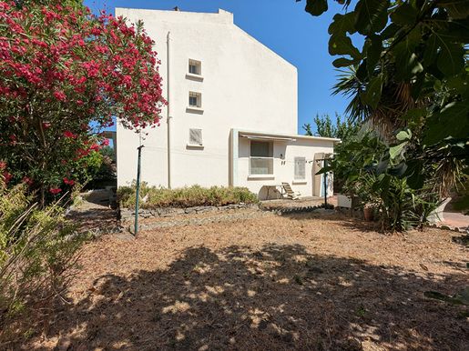 Maison 4 pièces 86 m² · à Narbonne · 86 m² · 187 000 €