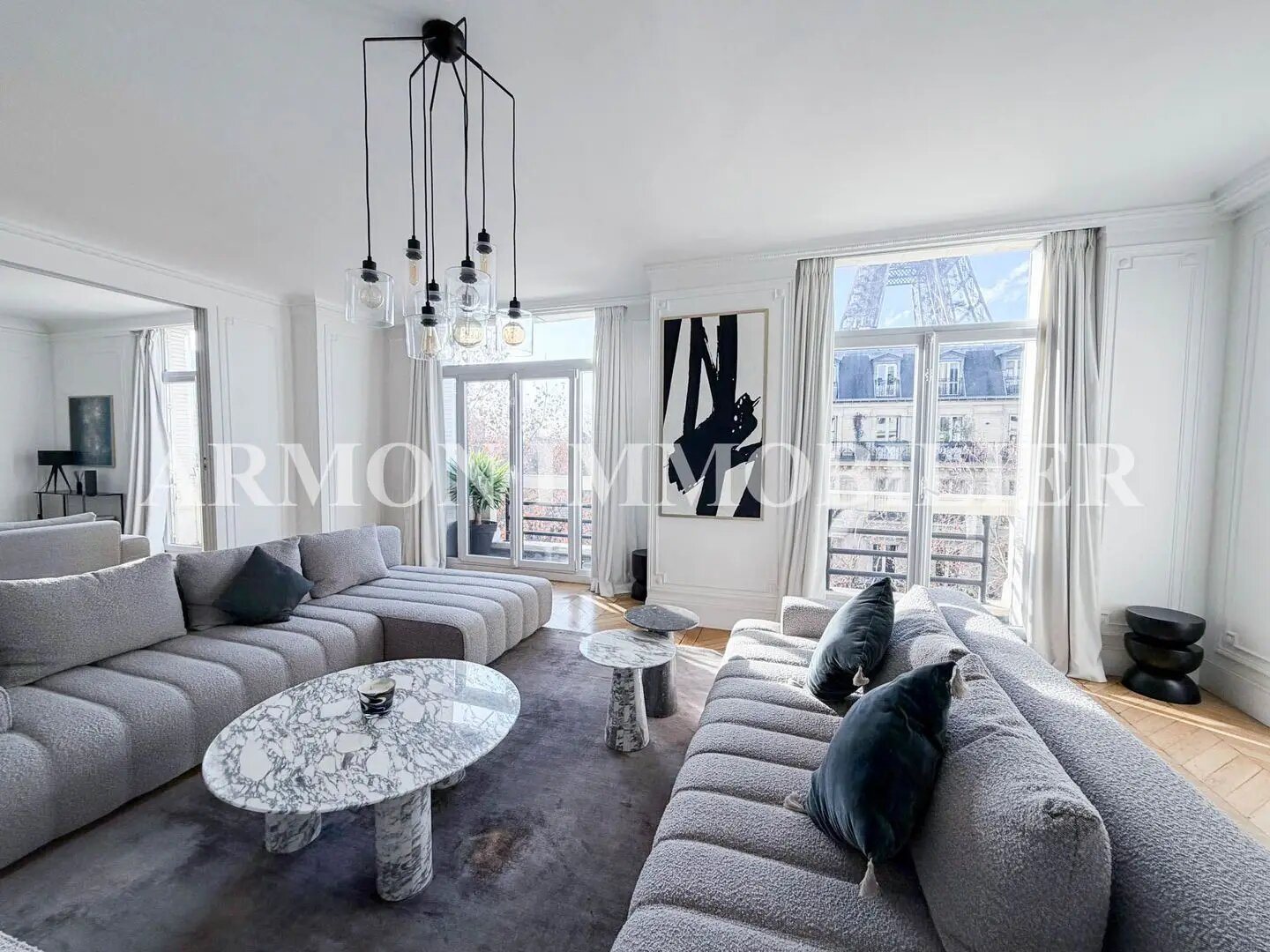Appartement à louer, 227m², Paris 7ème