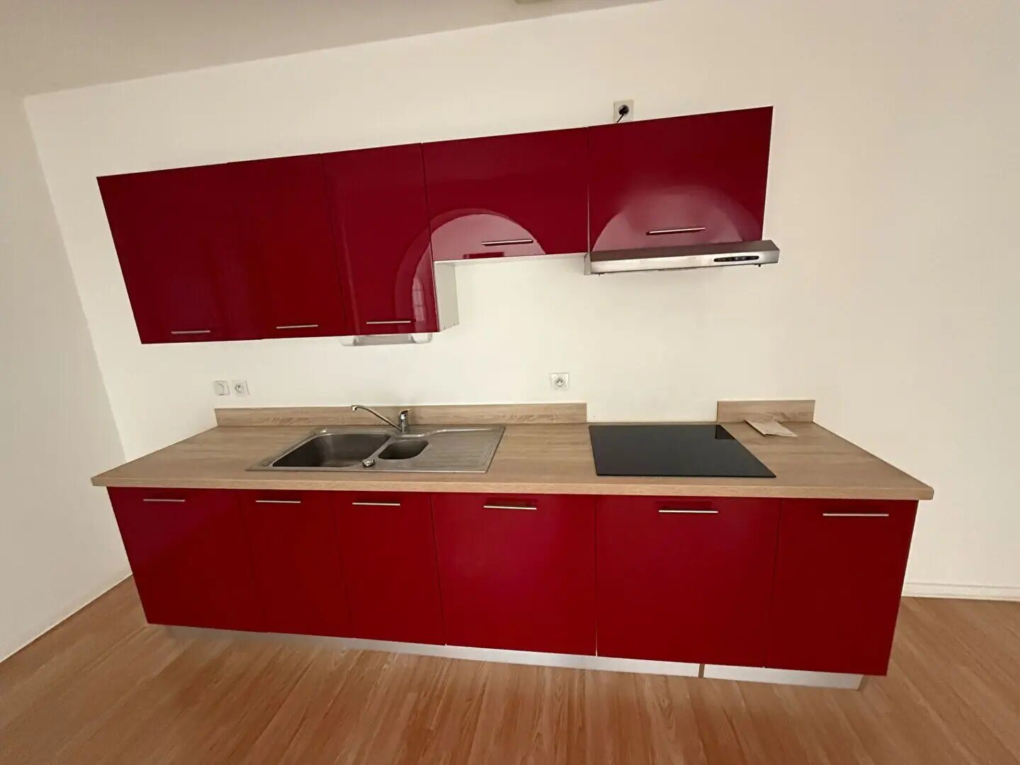 Appartement à louer, 68m², Les Eparres