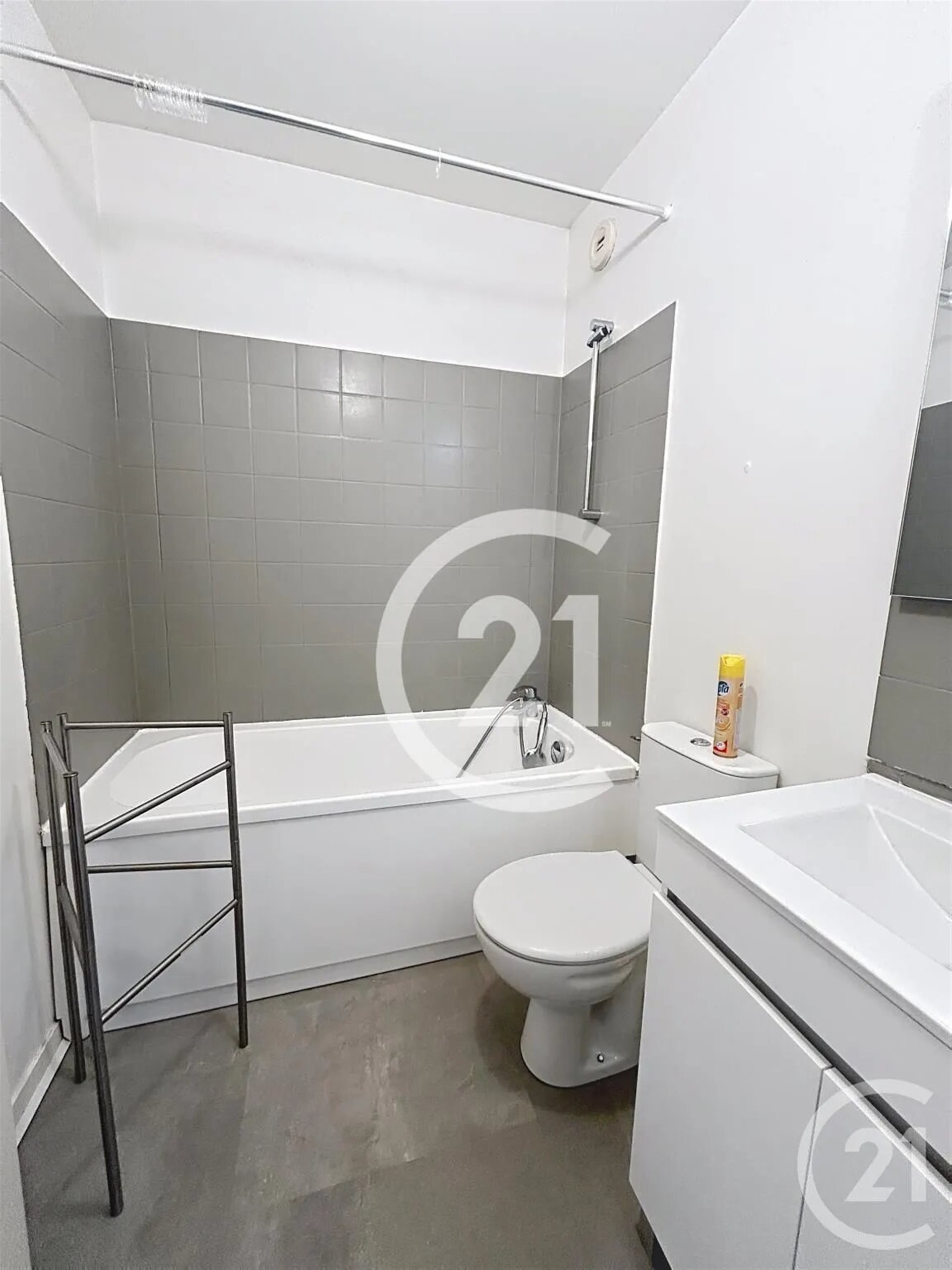 Appartement à louer, 26m², Evreux