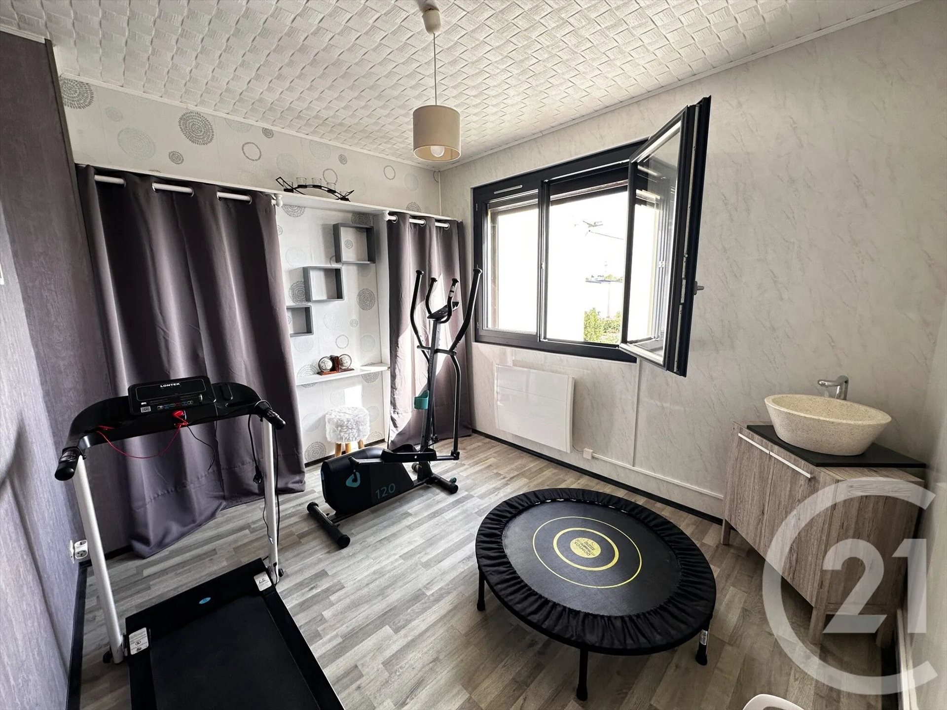 Maison à vendre, 77m², Conches-en-Ouche