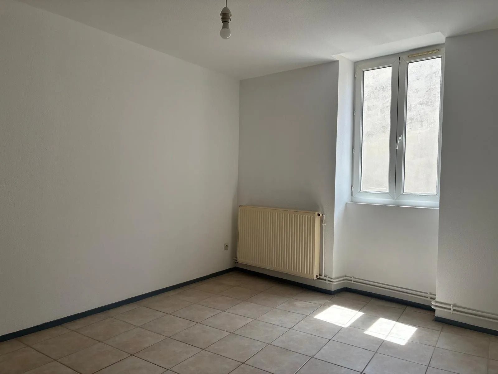 Appartement à louer, 44m², Valence