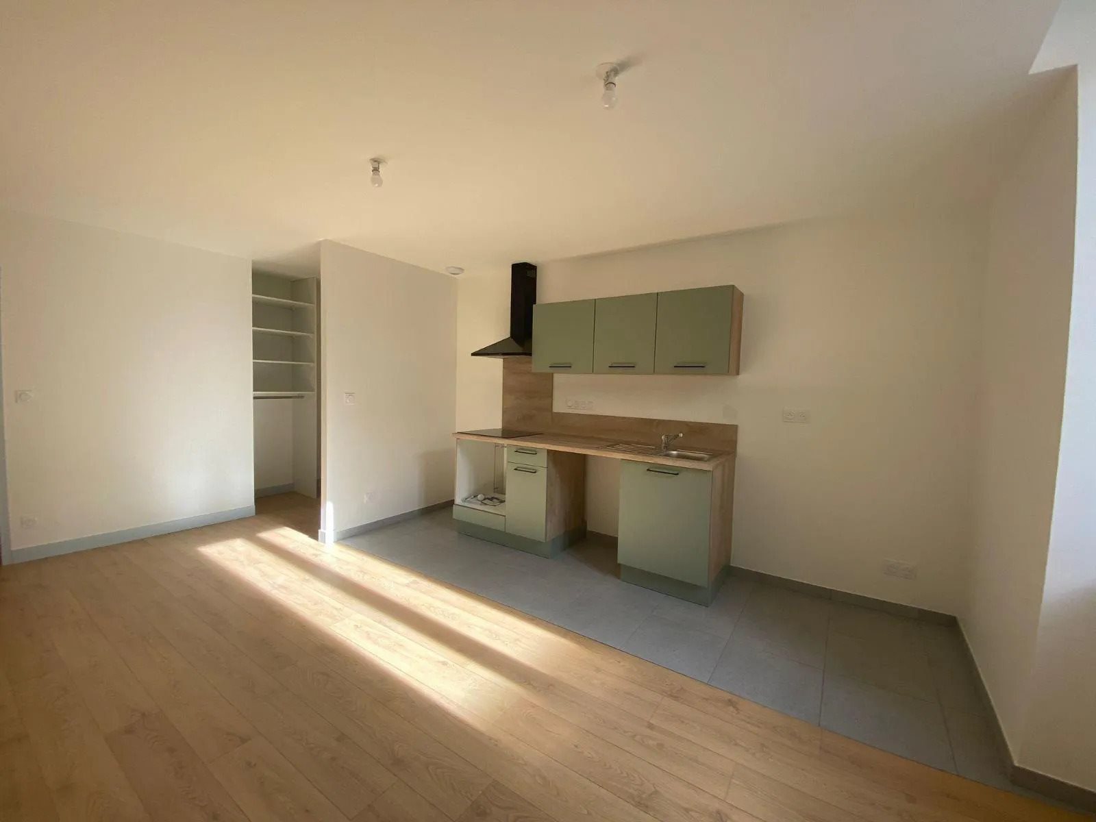 Appartement à louer, 42m², Valence