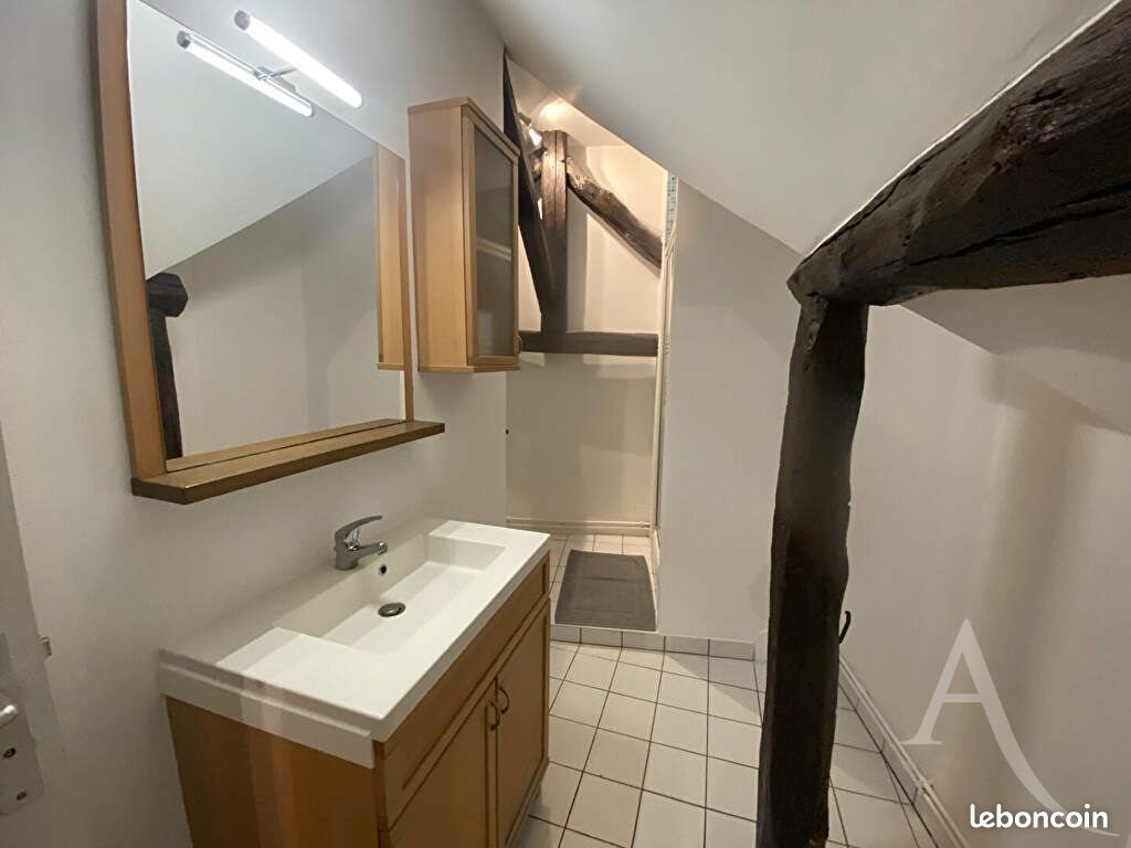 Appartement à louer, 20m², Mantes-la-Jolie