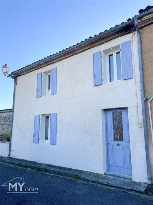 Maison 4 pièces 120 m² · à Villefranche-de-Lonchat · 120 m² · 114 000 €
