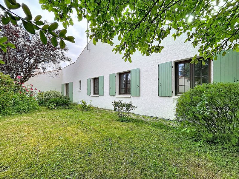 Maison à vendre, 137m², Sainte-Soulle