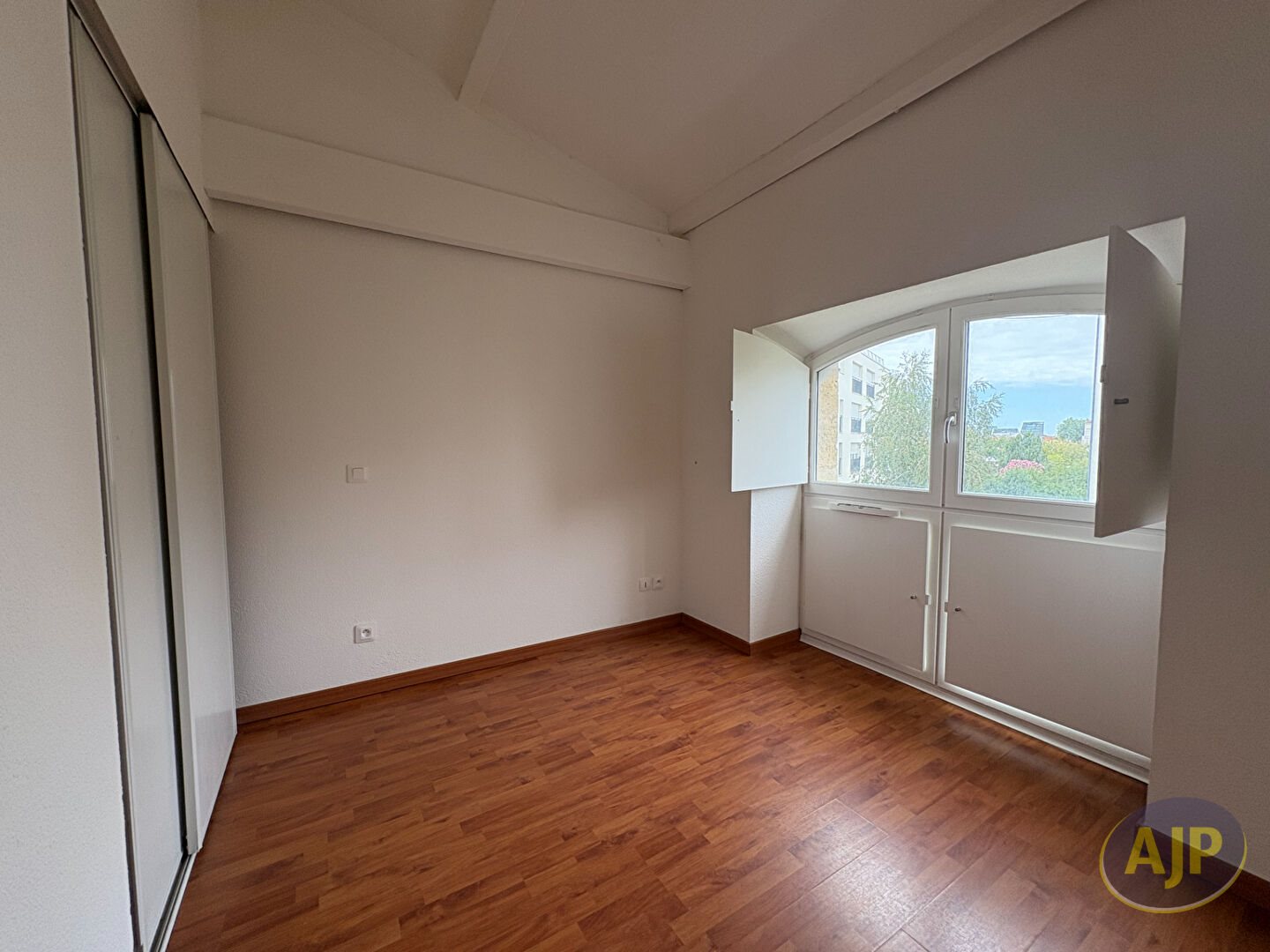 Appartement à louer, 59m², Bordeaux