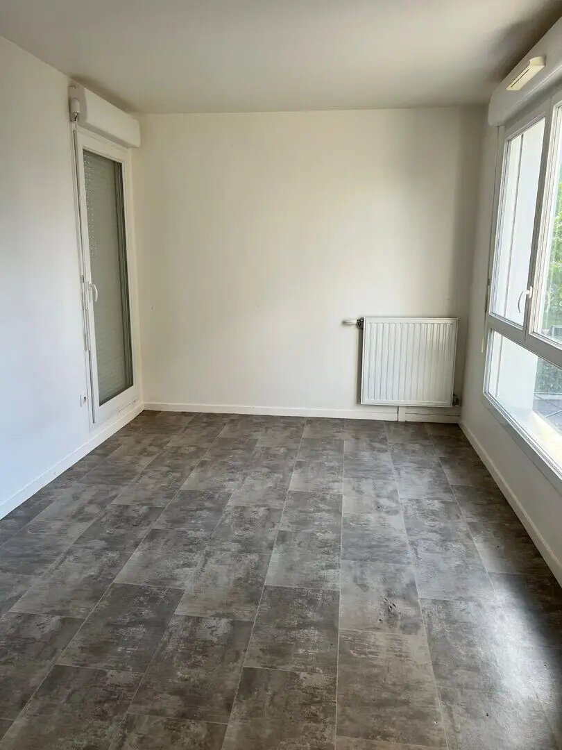 Appartement à louer, 47m², Cergy