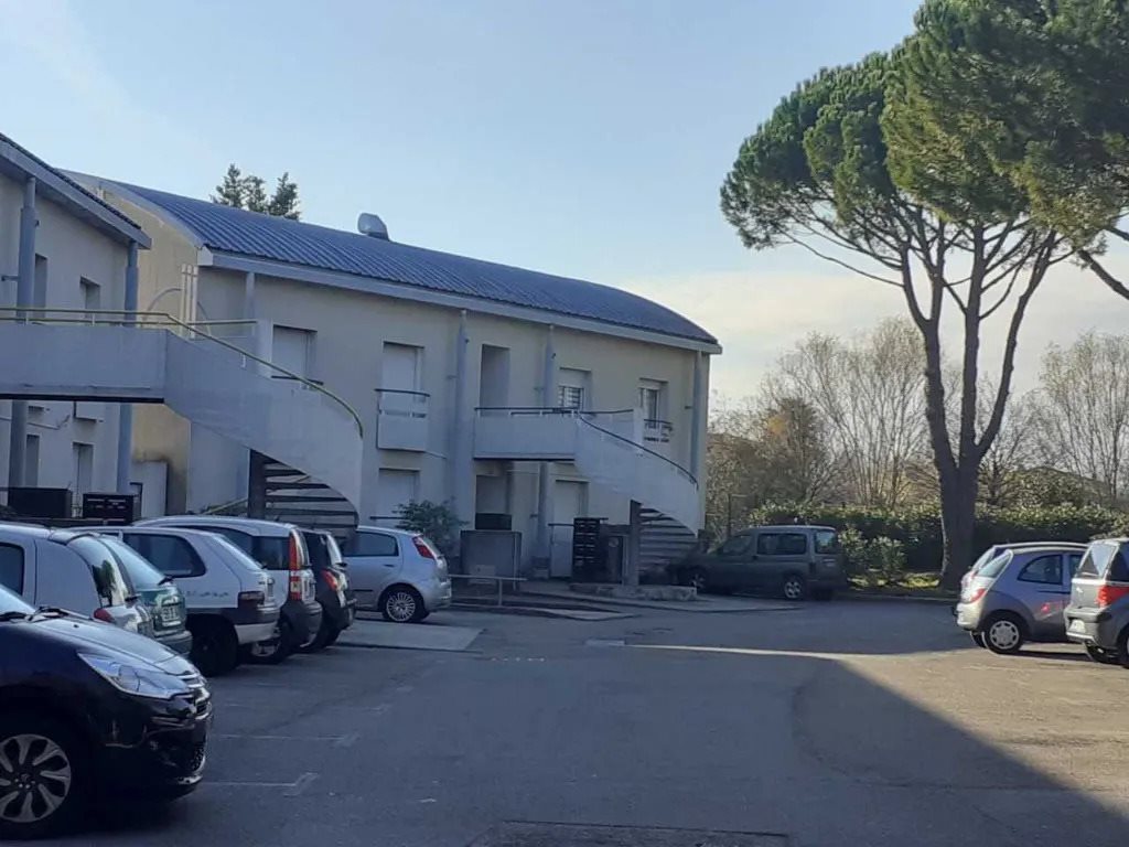 Appartement à louer, 20m², Nîmes