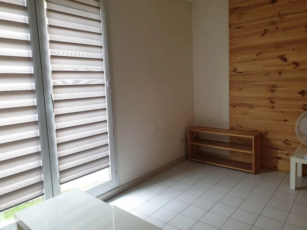 Appartement à louer, 20m², Nîmes