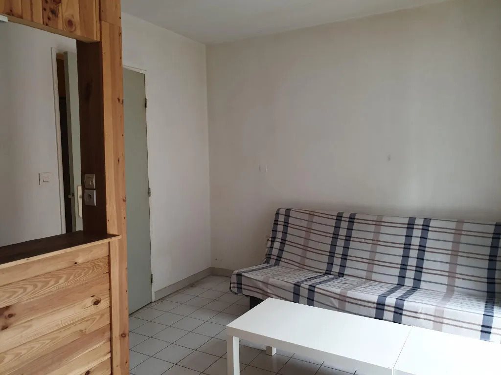 Appartement à louer, 20m², Nîmes