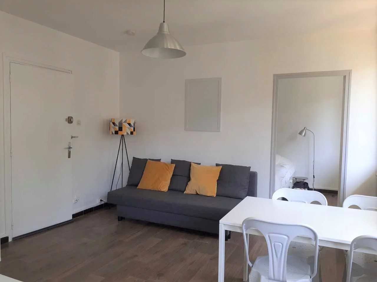 Appartement à louer, 32m², Nîmes