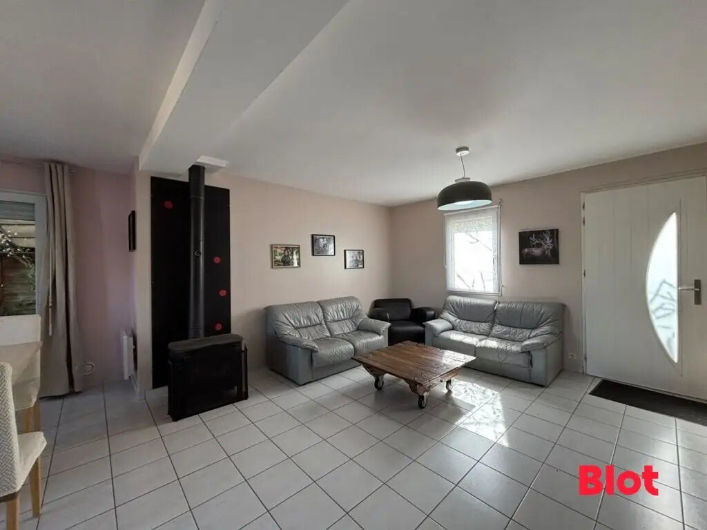 Maison à vendre, 103m², Pléchâtel