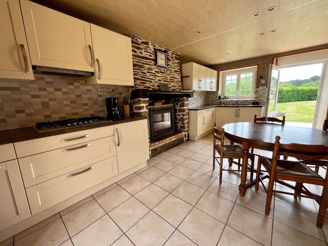 Maison à vendre, 190m², Sainte-Tréphine