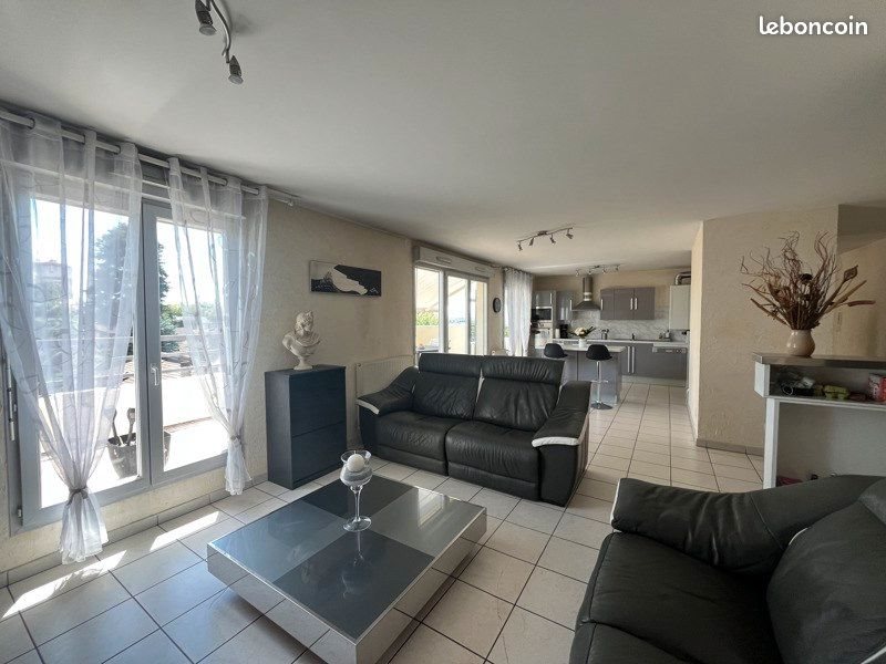 Appartement à vendre, 100m², Décines-Charpieu